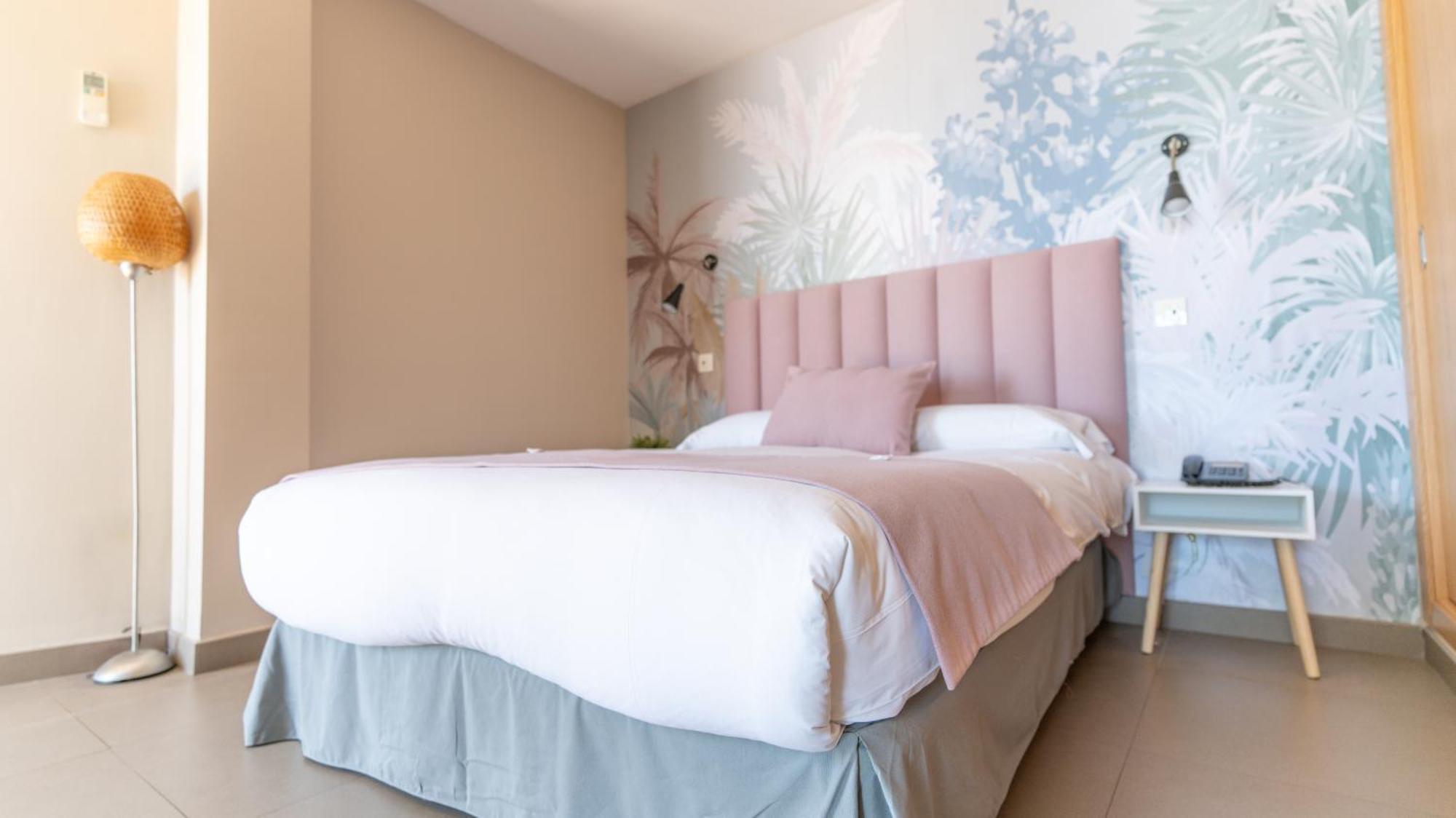 Hotel Mainare Playa Fuengirola Bagian luar foto